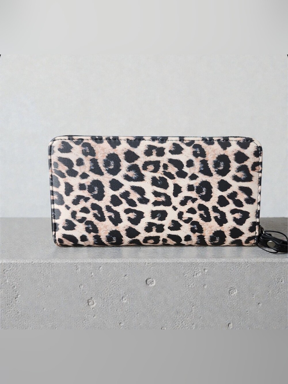 Ed Hardy Cheetah Print 'Eternal Love' Wristlet - Picture 7 of 7